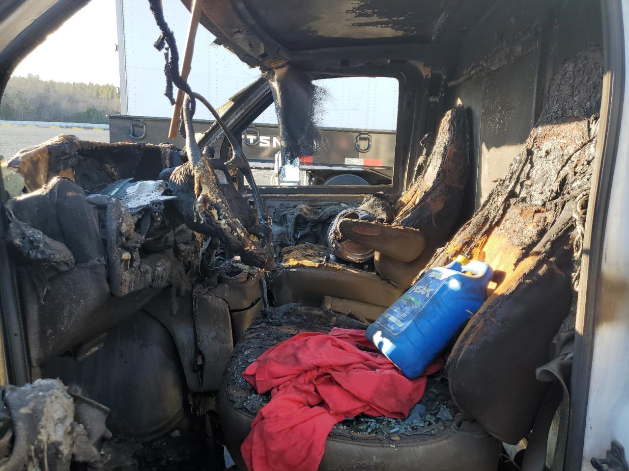 1999 GMC Savana - Image 7