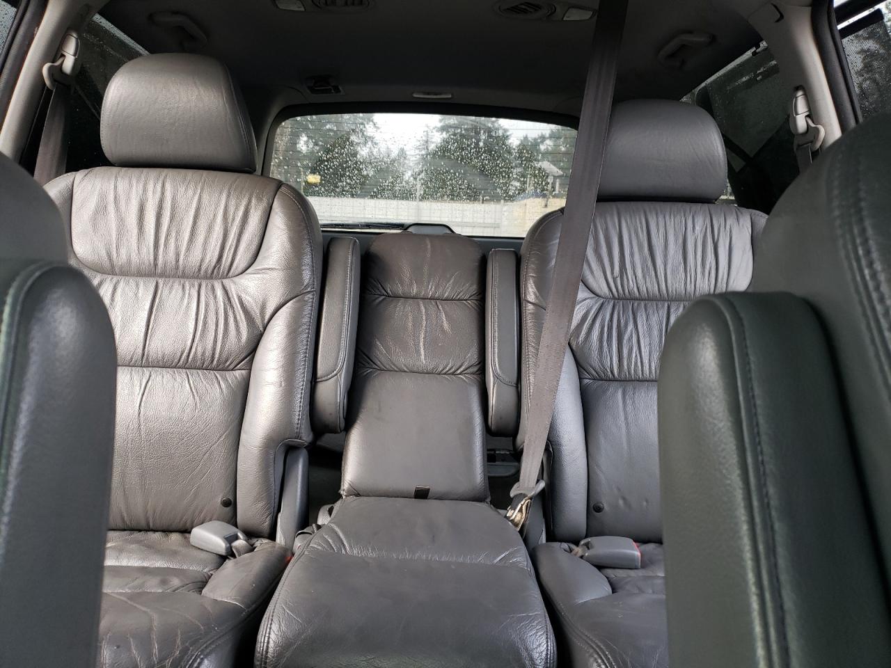 2007 Honda Odyssey - Image 10
