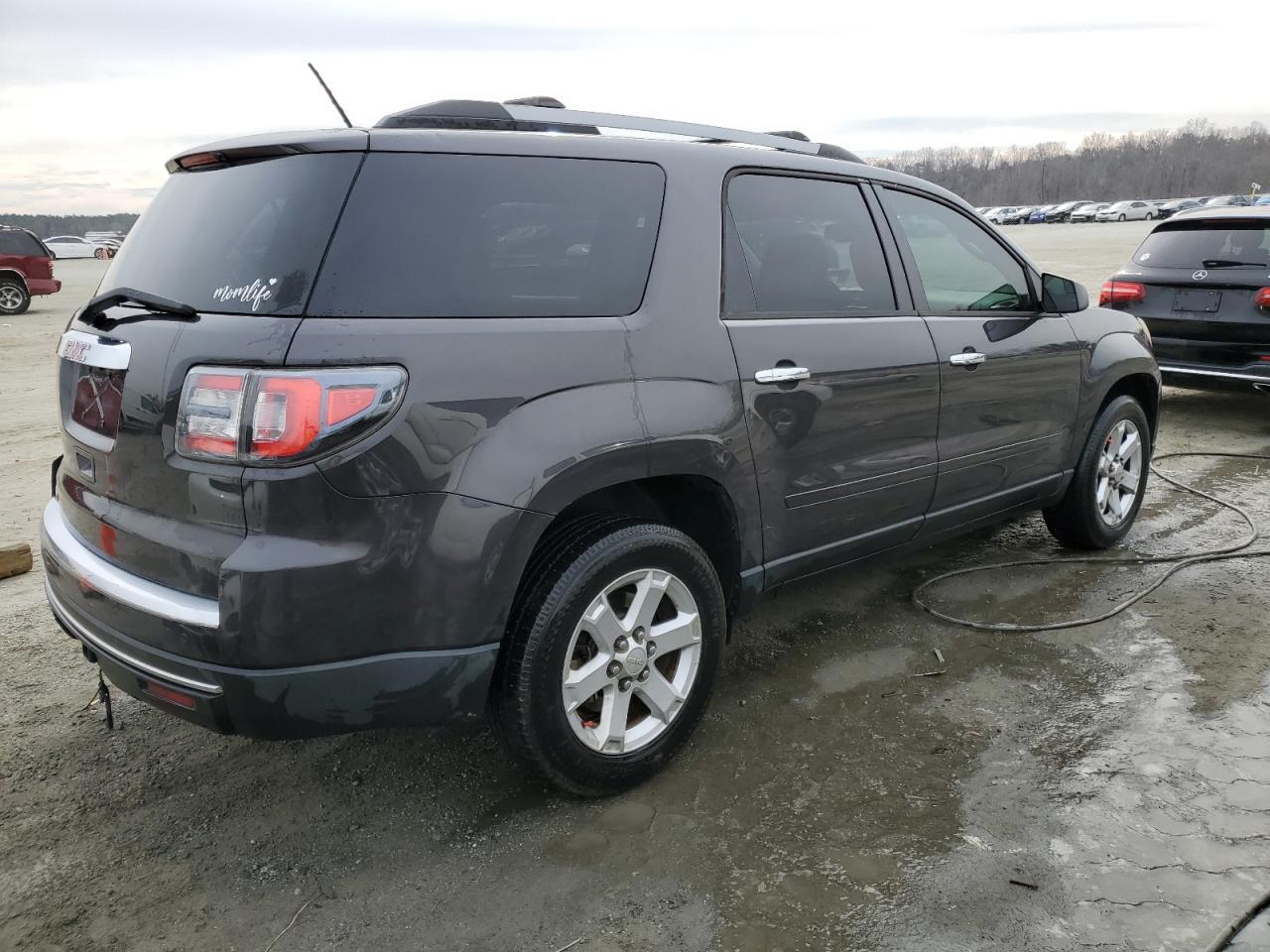 2014 GMC Acadia - Image 3