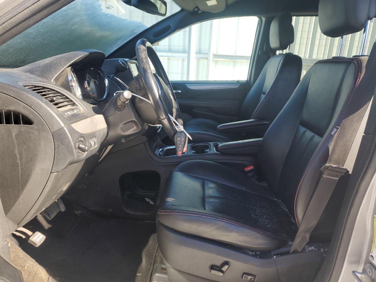 2019 Dodge Caravan - Image 7