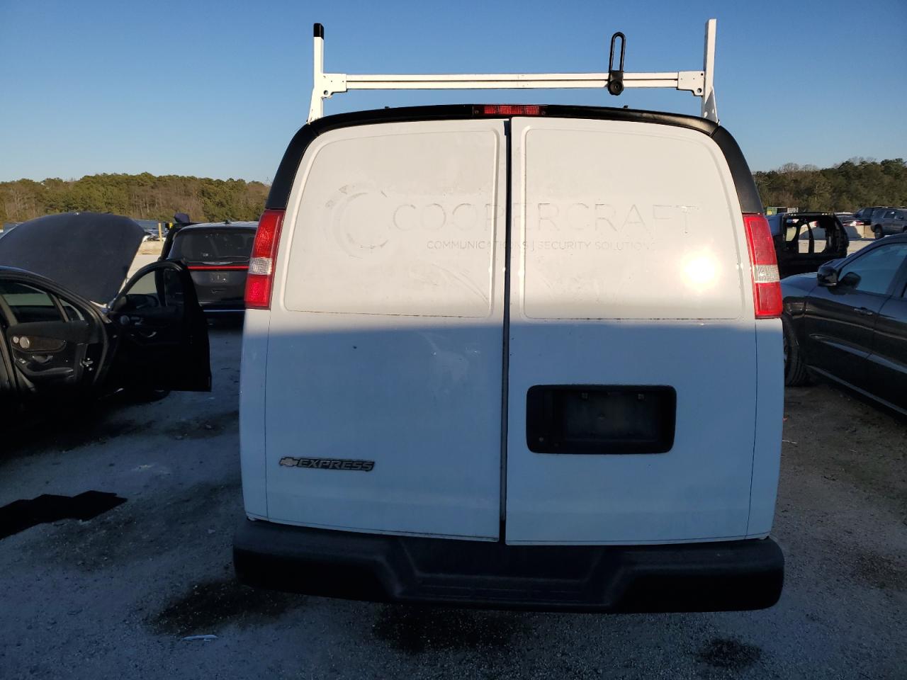 2019 Chevrolet Express G2500 VIN: 1GCWGAFP4K1143305 Lot: 88410405