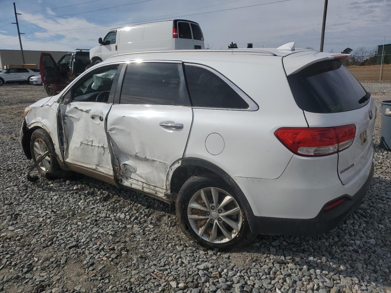 2017 Kia Sorento - Image 2