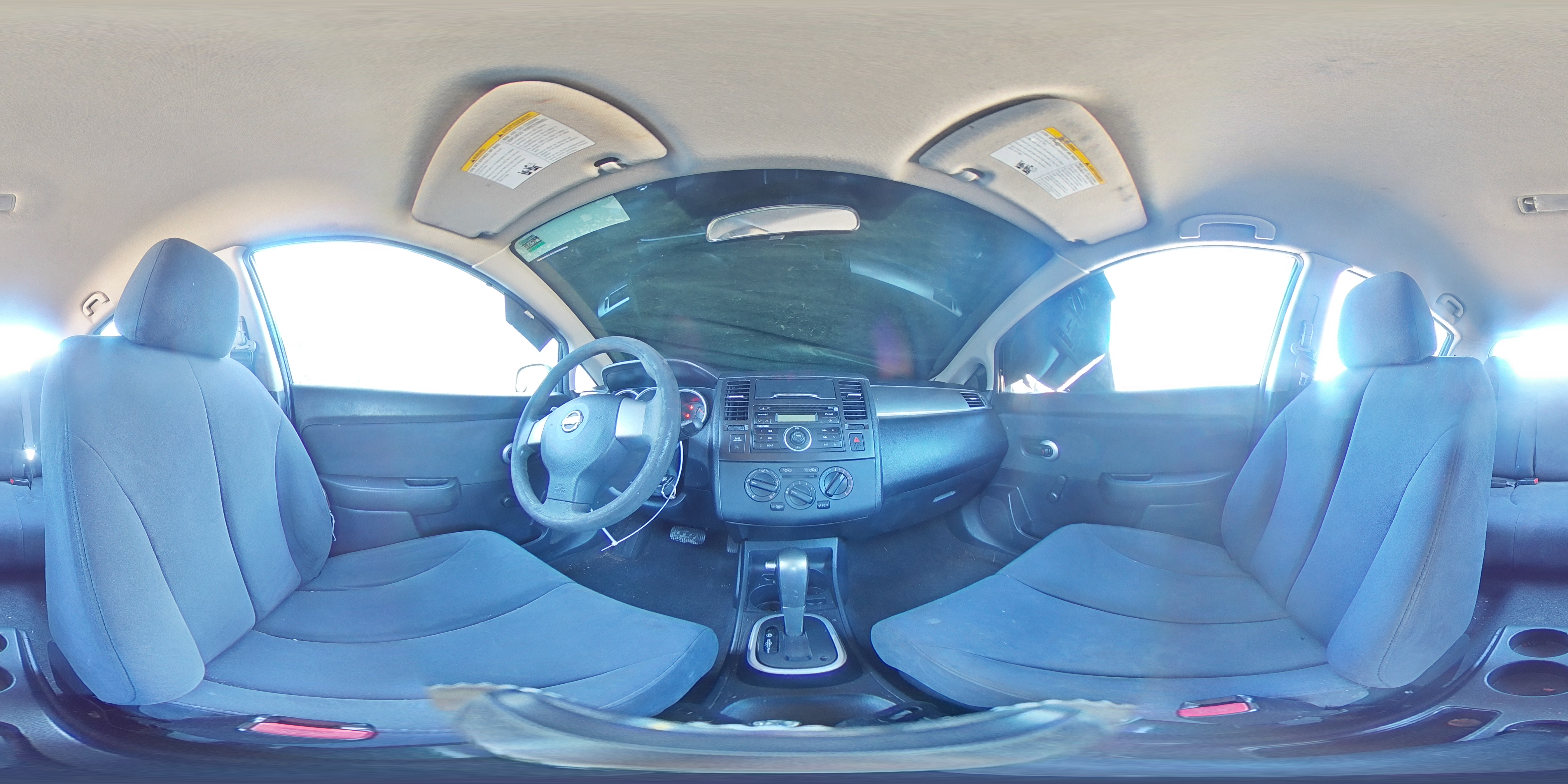 2009 Nissan Versa - Image 13