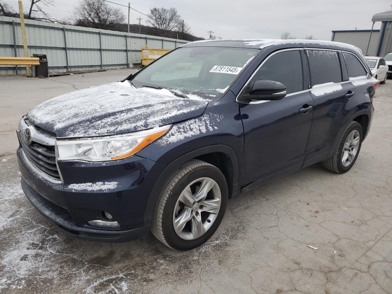 2016 Toyota Highlander - Image 1