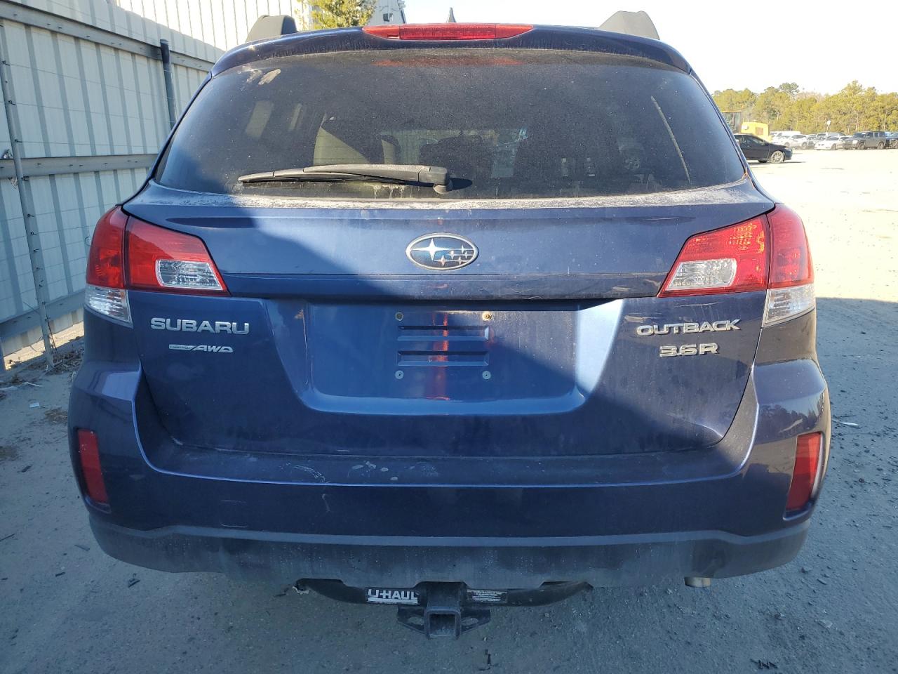 2011 Subaru Outback - Image 6