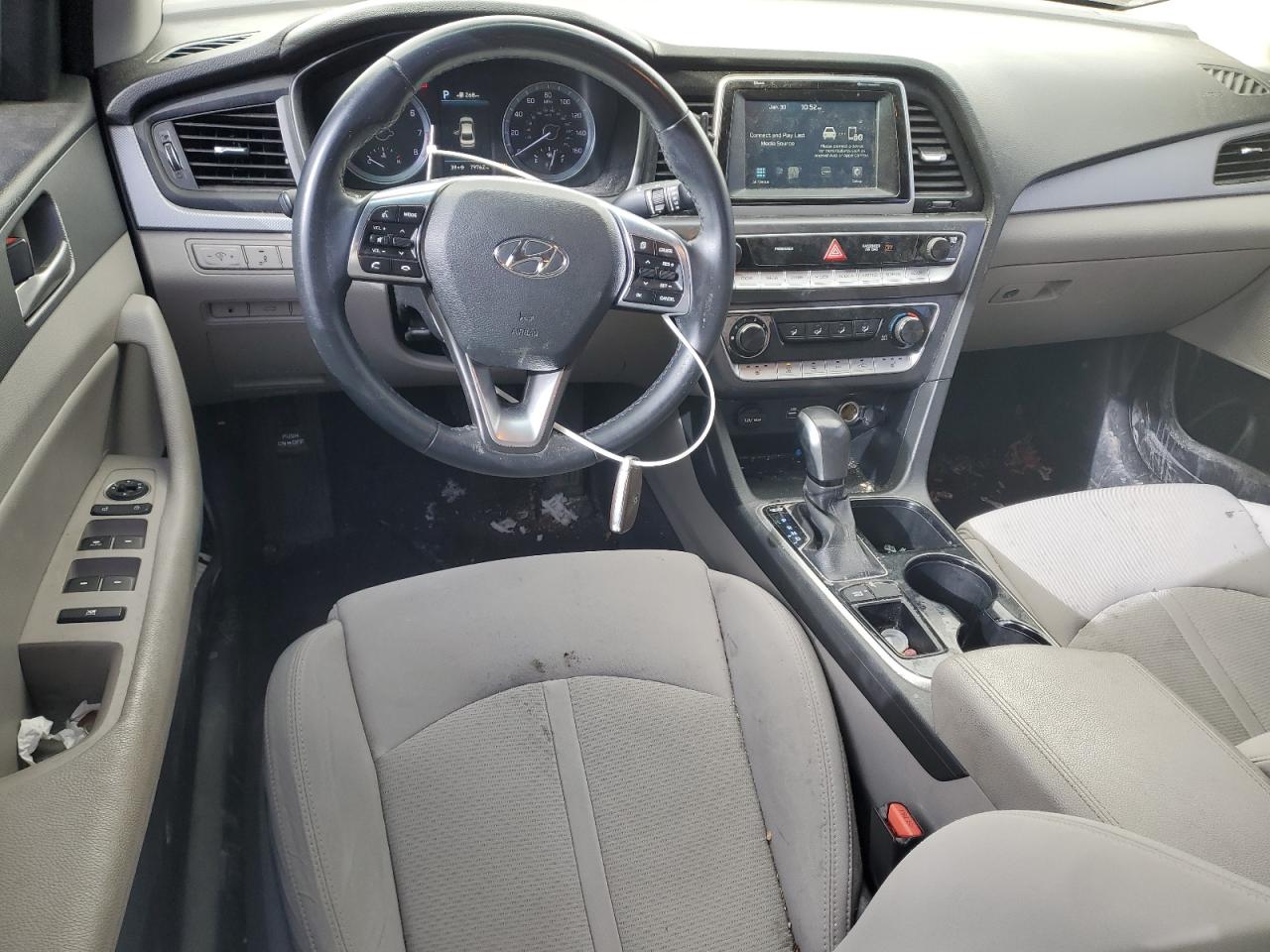 2018 Hyundai Sonata - Image 8