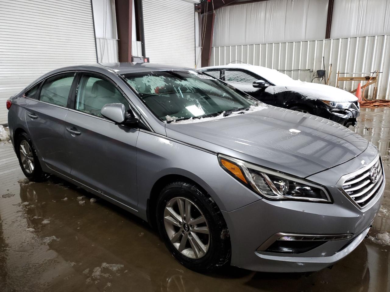 2015 Hyundai Sonata - Image 4