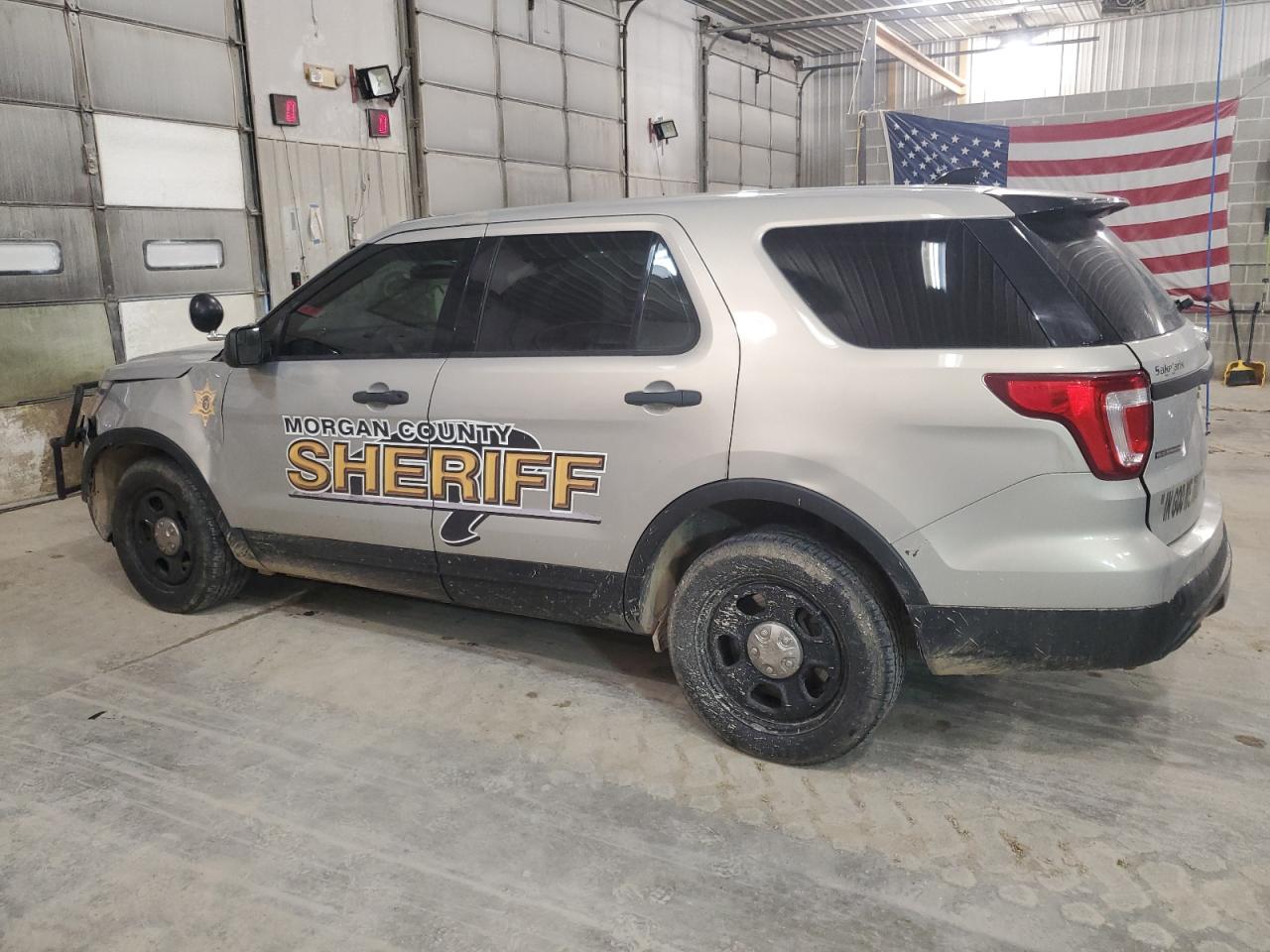2017 Ford Explorer - Image 2