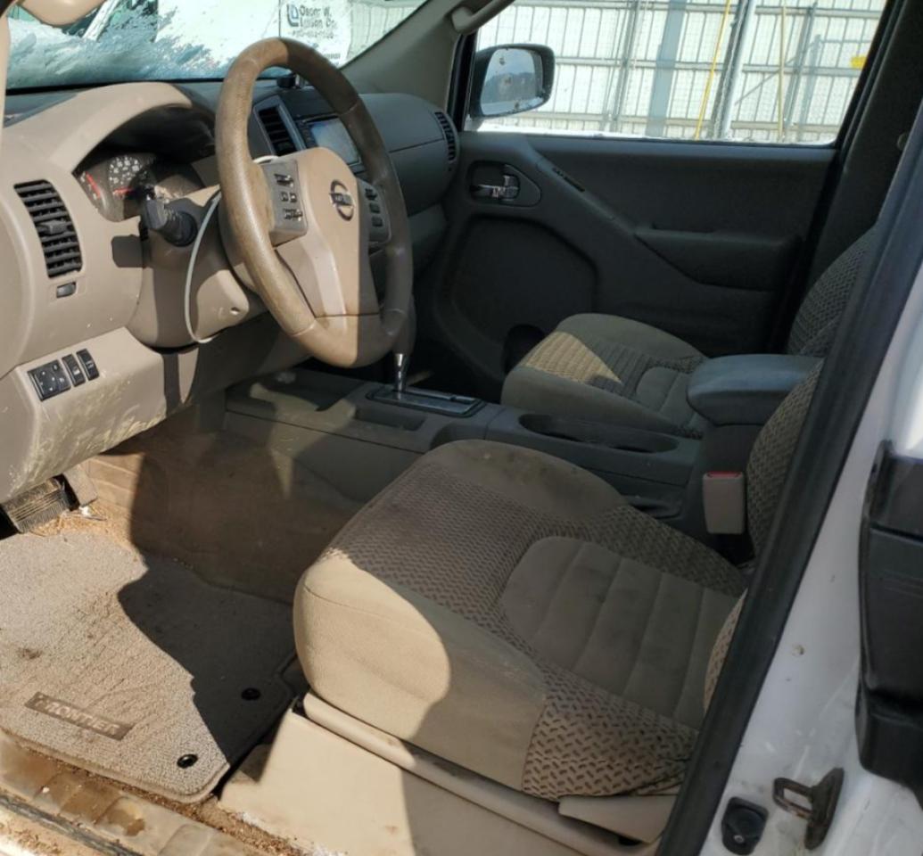 2015 Nissan Navara (Frontier) - Image 8