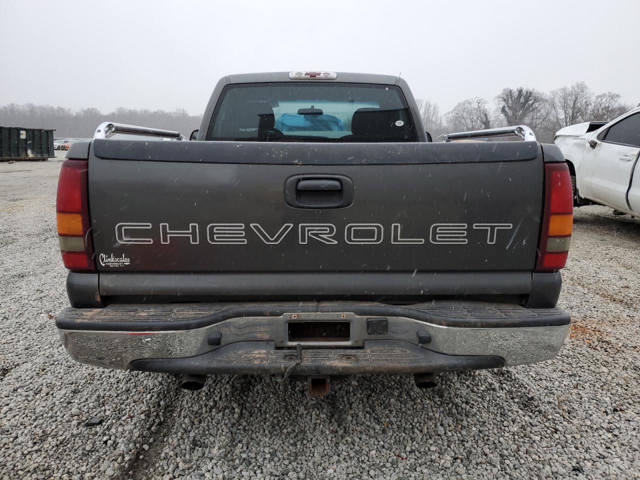 2002 Chevrolet Silverado - Image 6