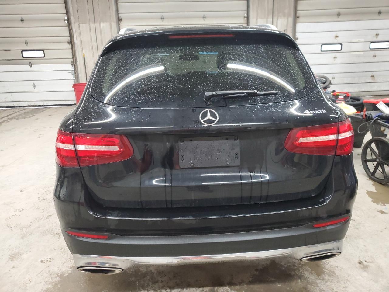 2017 Mercedes-Benz GLC - Image 6