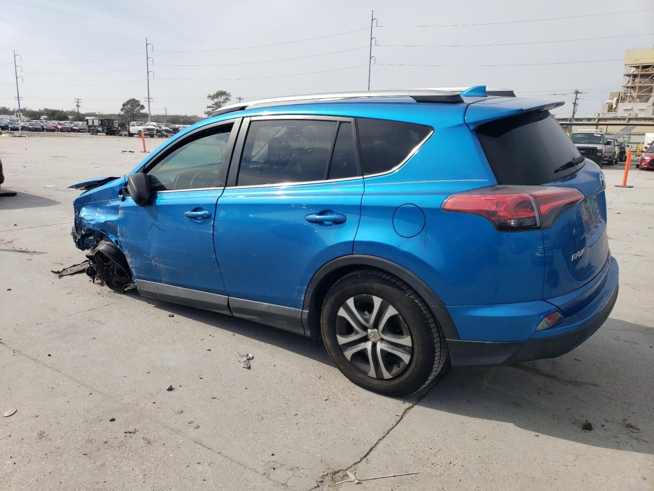 2018 Toyota RAV 4 - Image 2