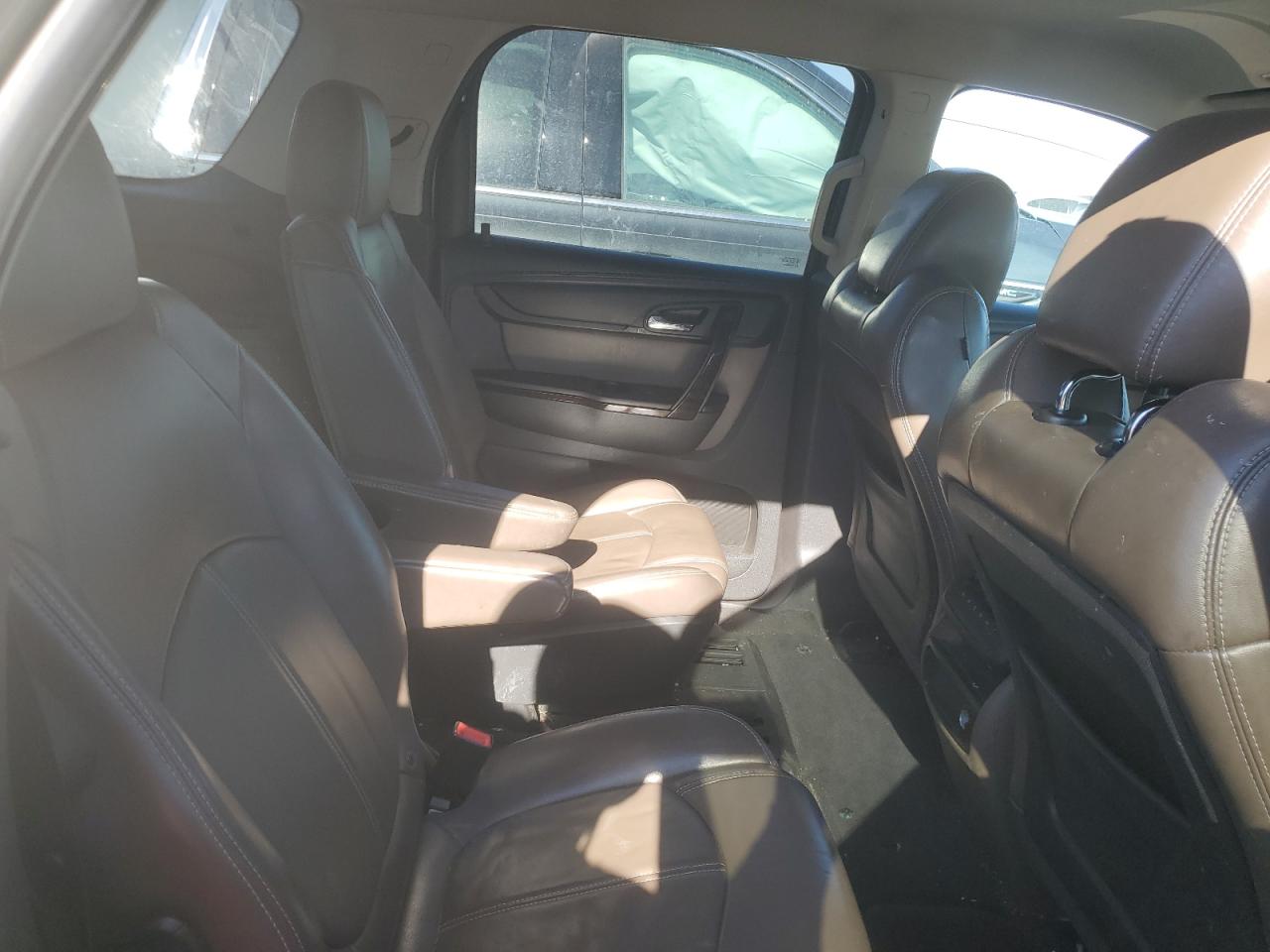 2013 GMC Acadia - Image 12
