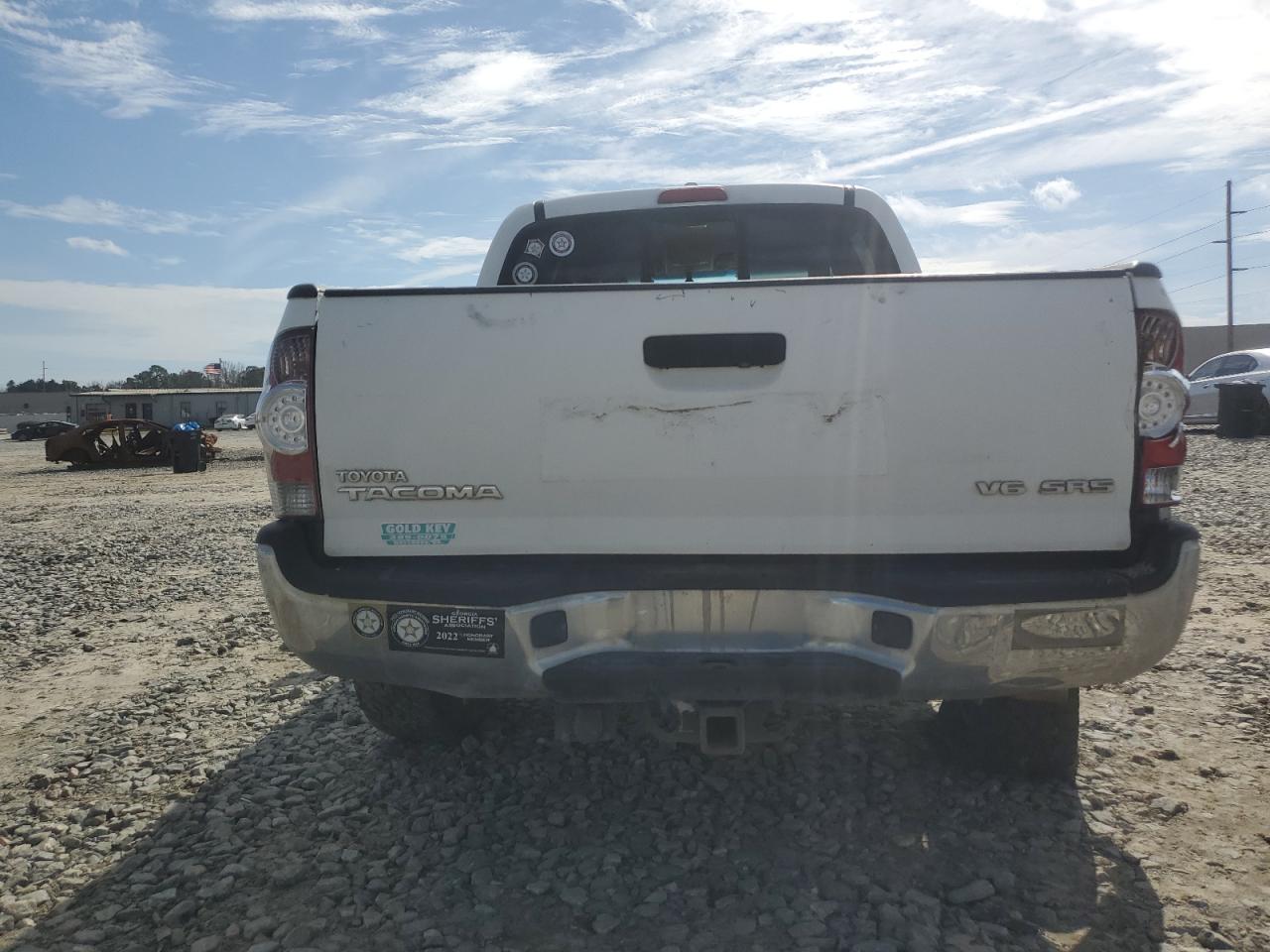 2010 Toyota Tacoma - Image 6