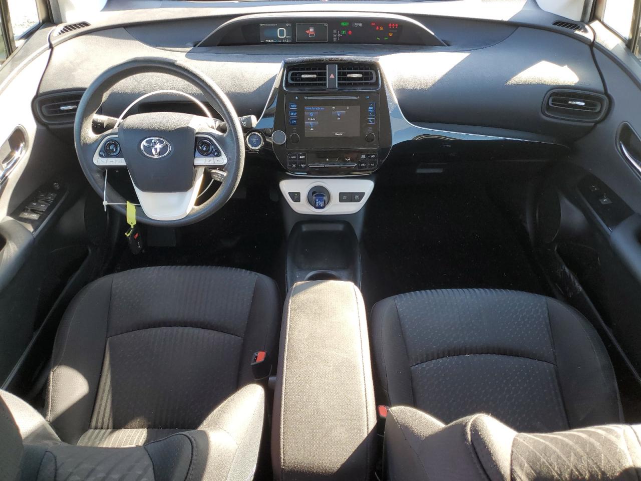 2018 Toyota Prius - Image 8