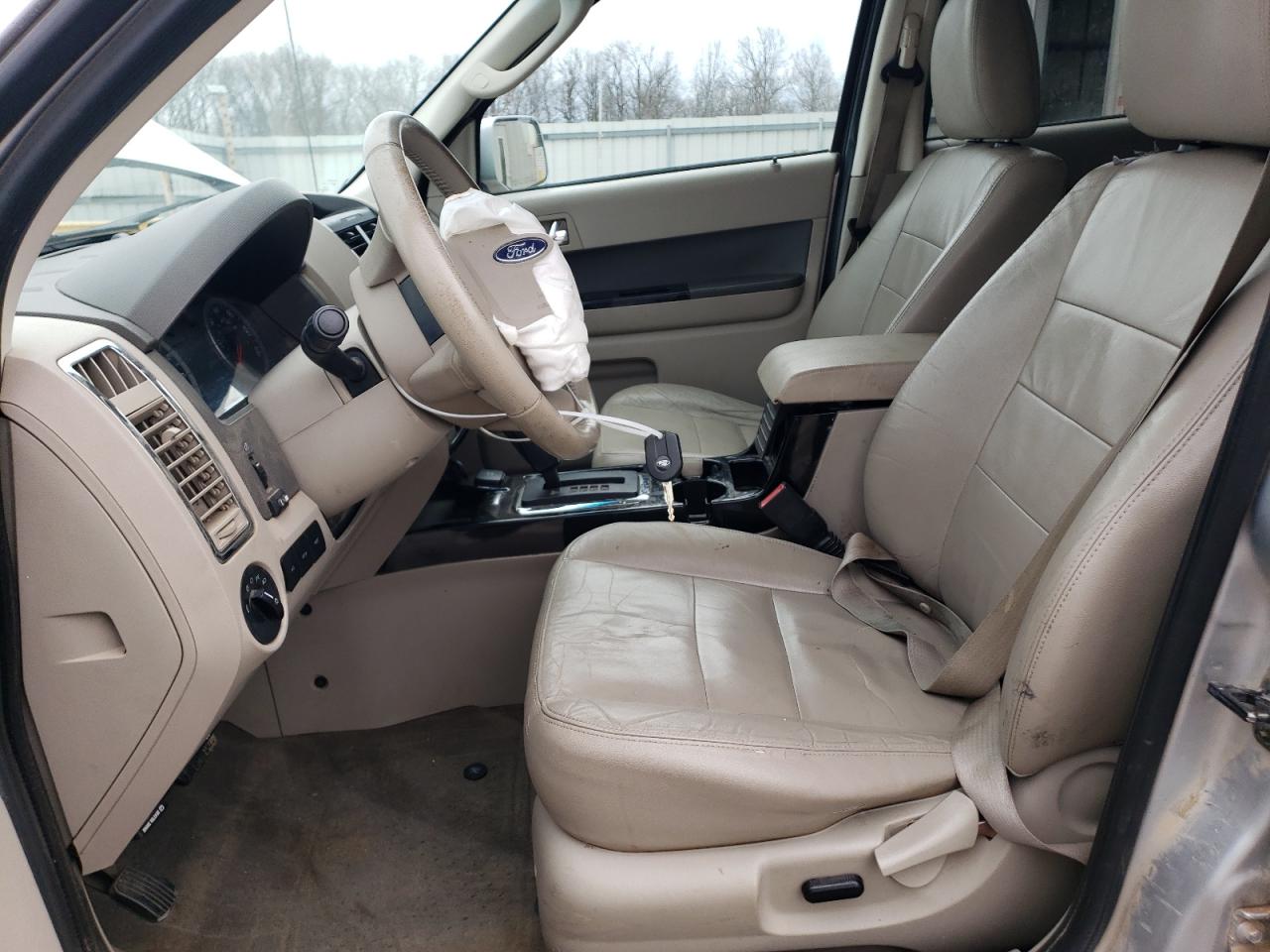 2010 Ford Escape - Image 7