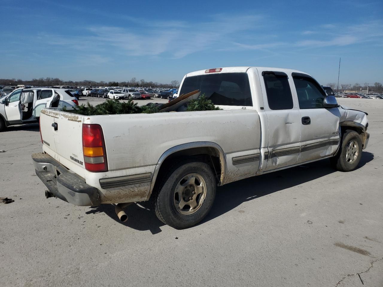 1999 Chevrolet Silverado - Image 3