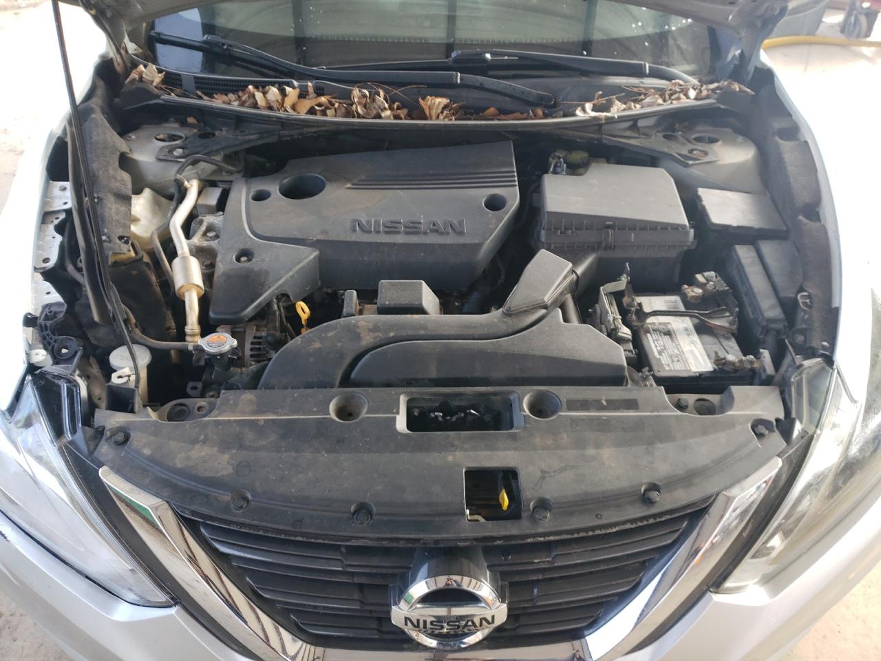 2016 Nissan Altima - Image 12