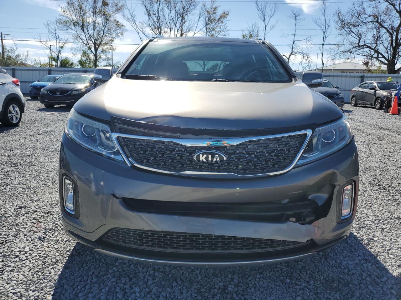 2014 Kia Sorento - Image 5