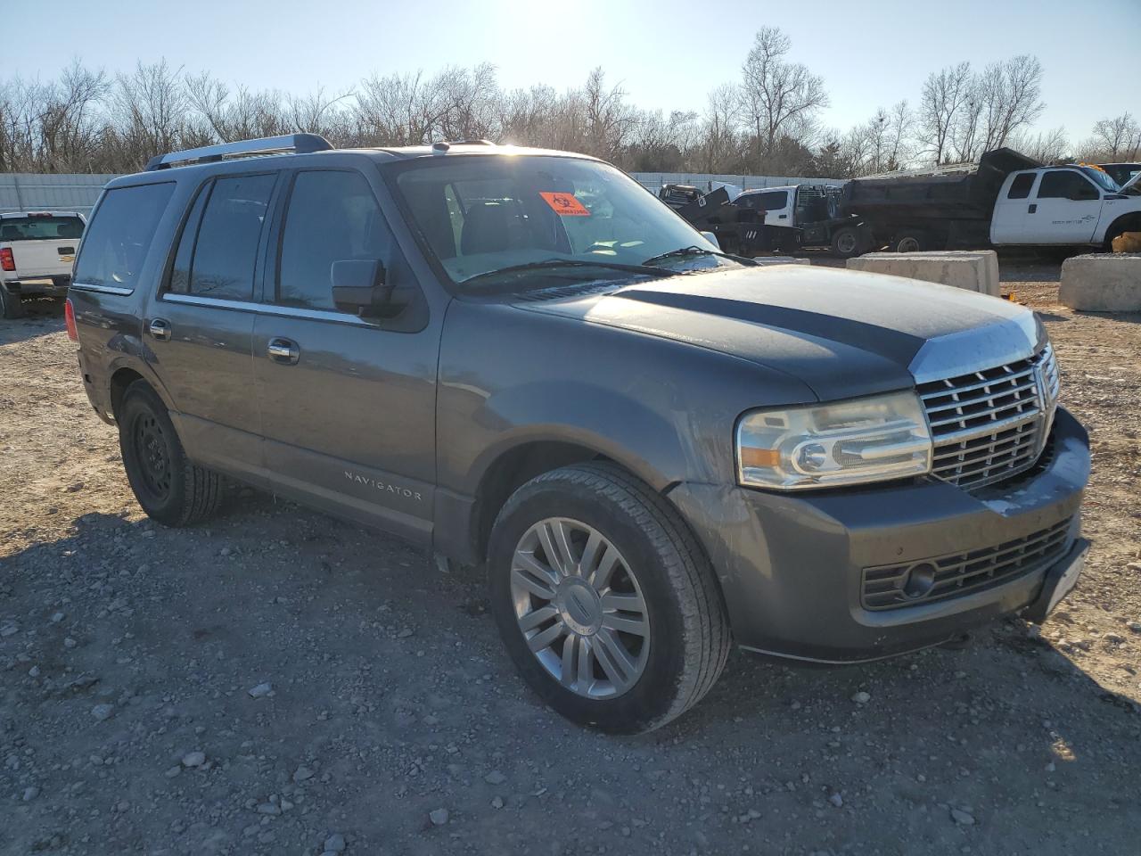 2011 Lincoln Navigator - Image 4