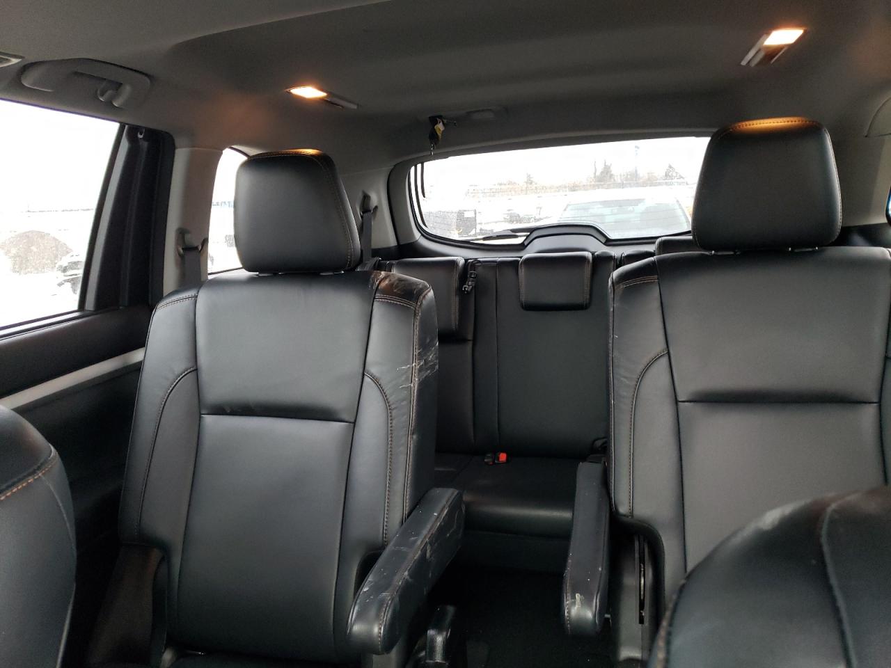 2017 Toyota Highlander - Image 10