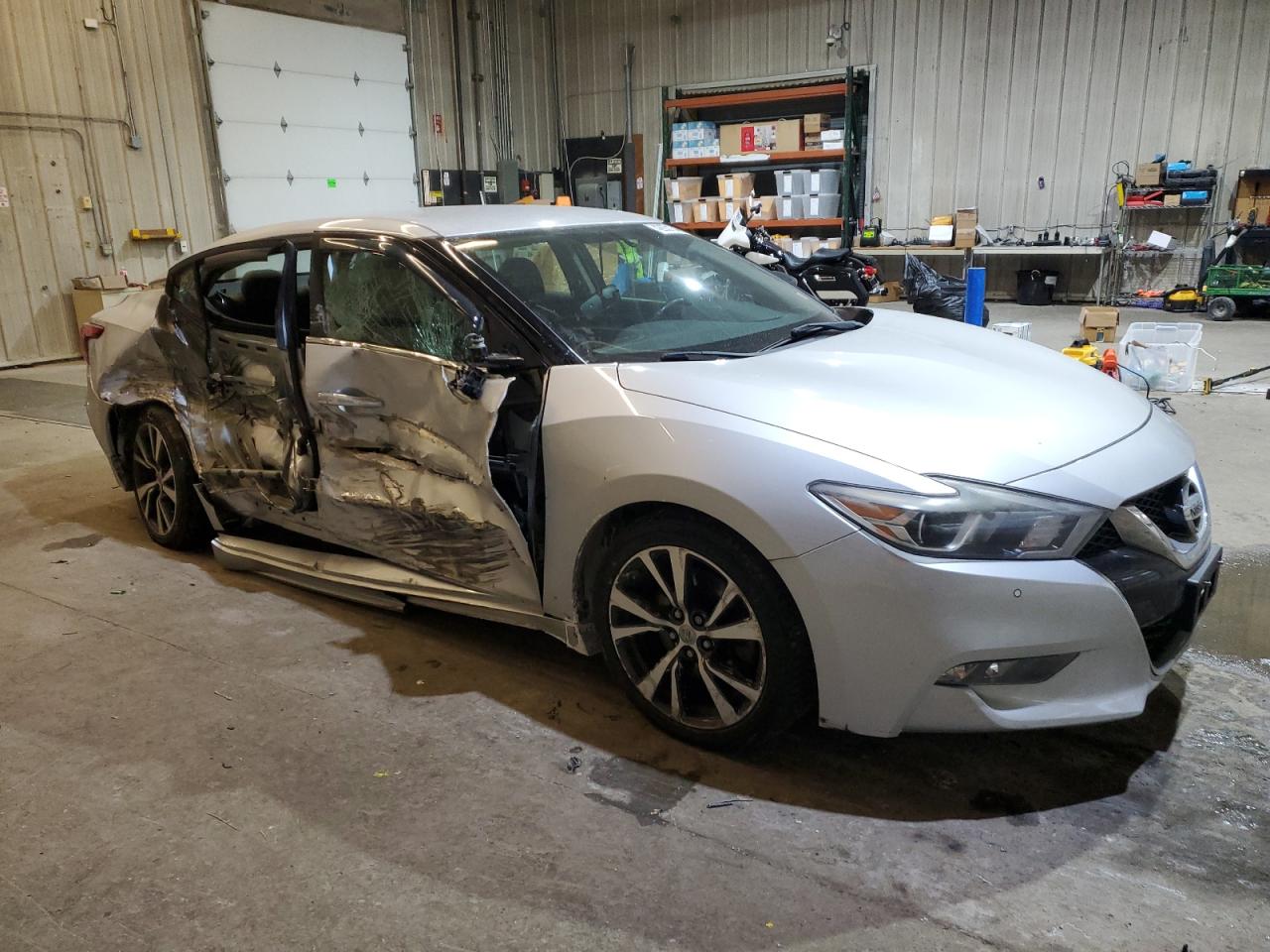2017 Nissan Maxima - Image 4