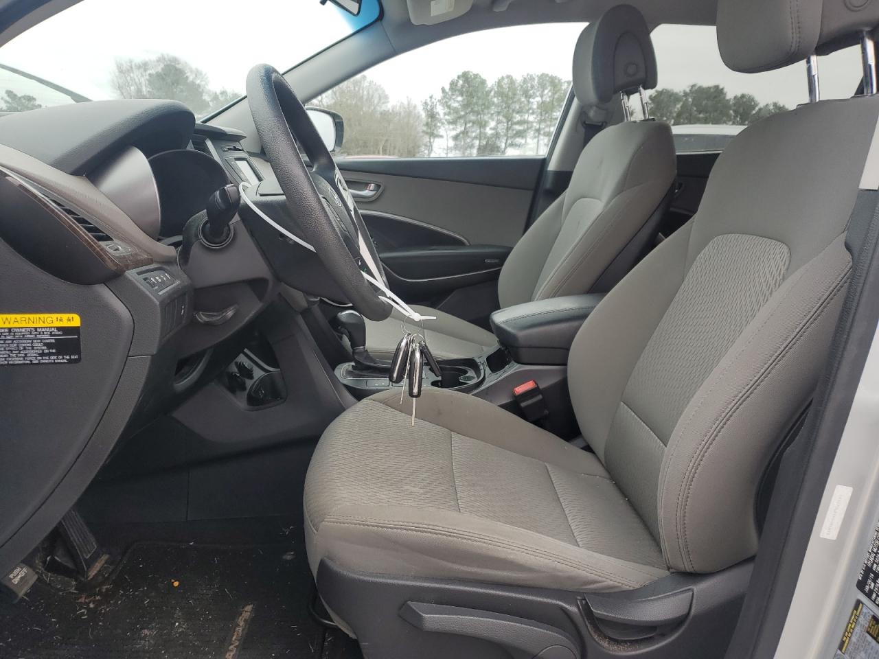 2017 Hyundai Santa Fe - Image 7