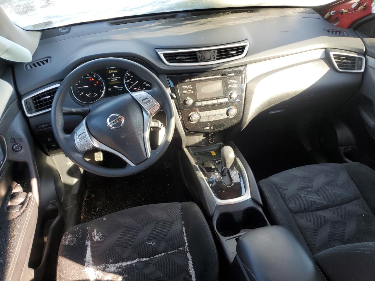 2015 Nissan Rogue - Image 8