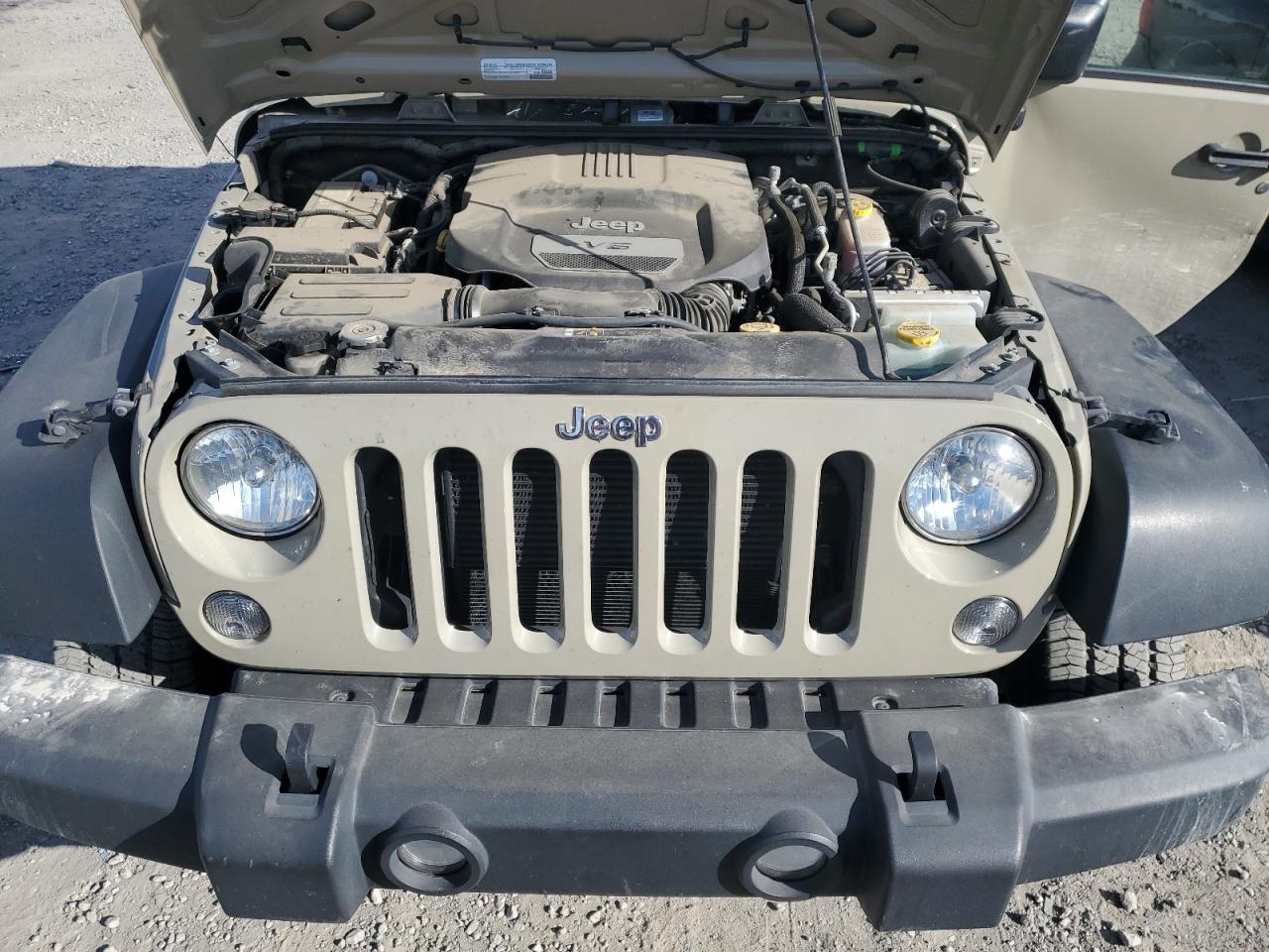 2017 Jeep Wrangler - Image 11
