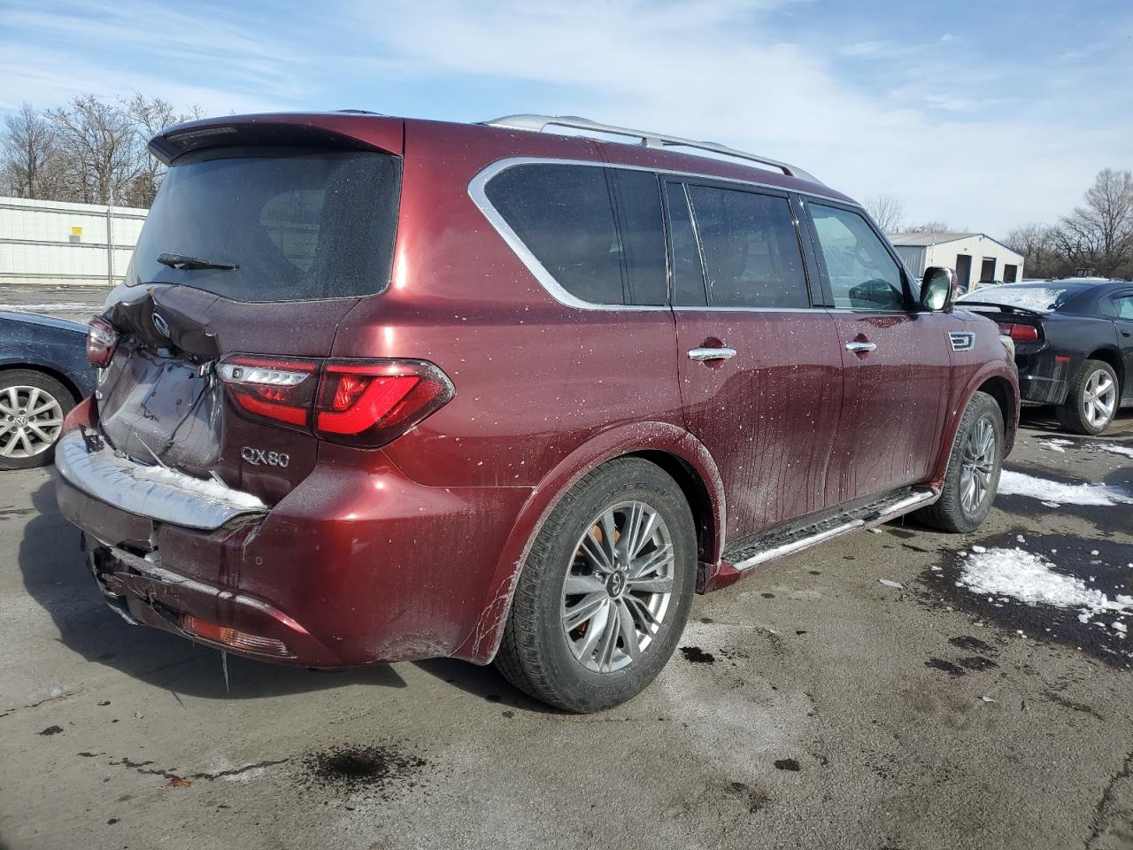 2021 Infiniti QX80 - Image 3