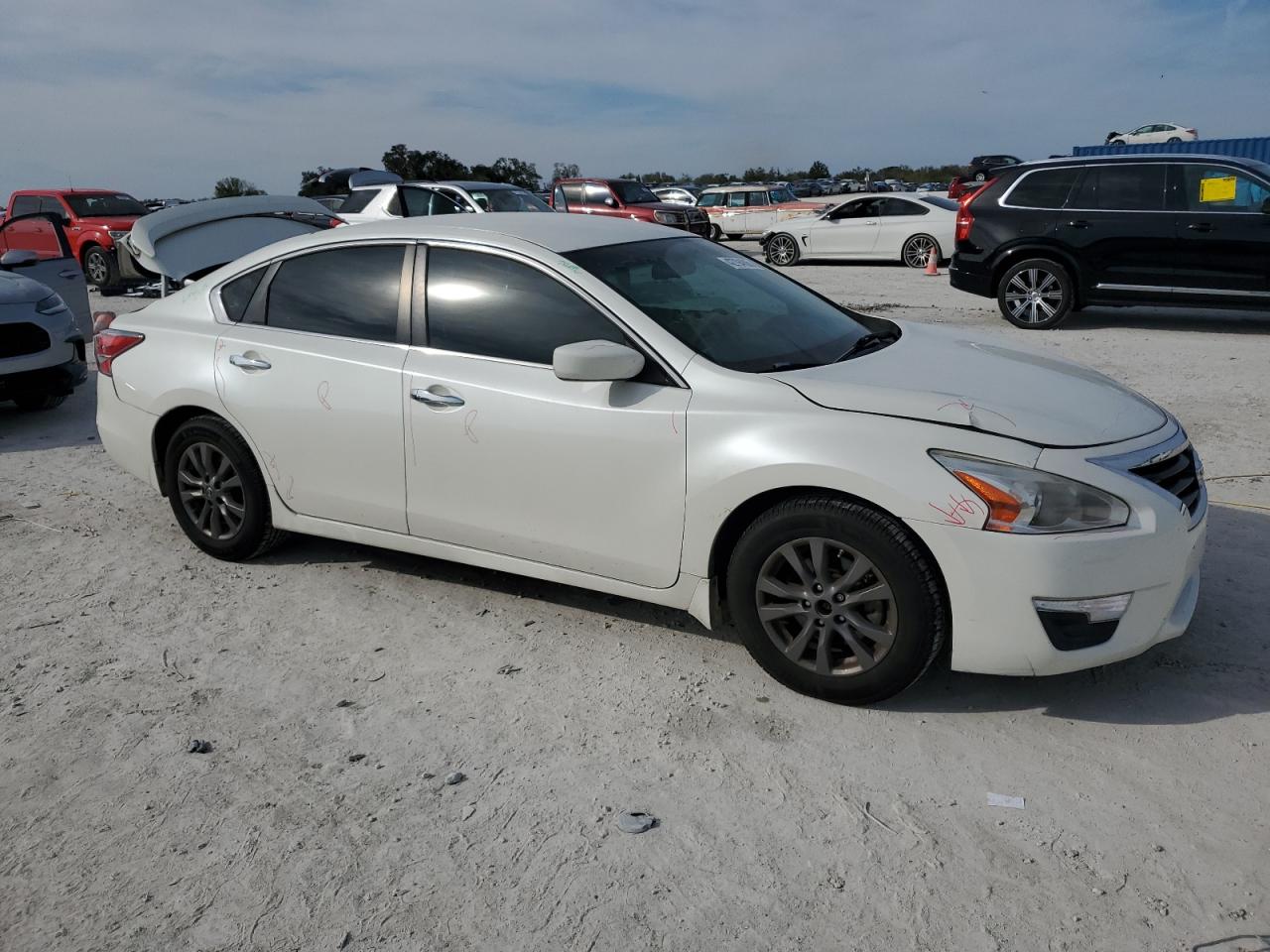 2015 Nissan Altima - Image 4