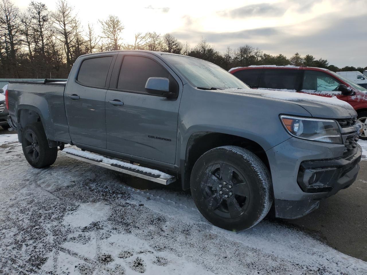 2022 Chevrolet Colorado - Image 4