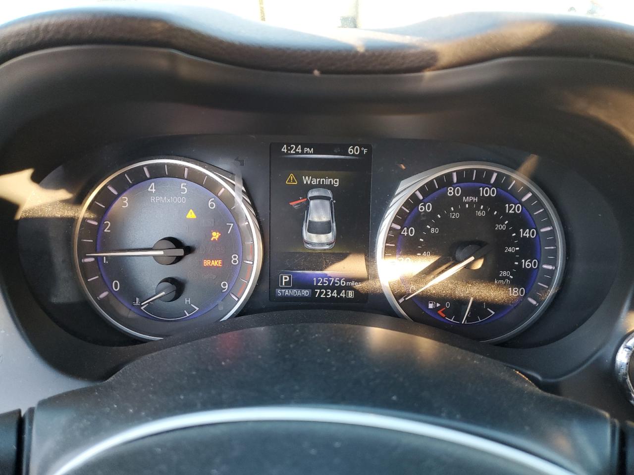 2015 Infiniti Q50 - Image 9
