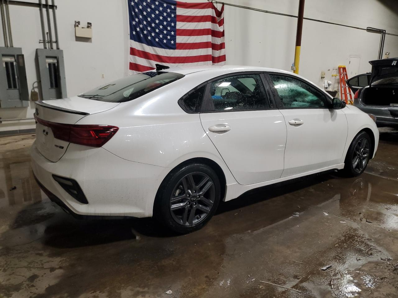 2021 Kia Forte - Image 3