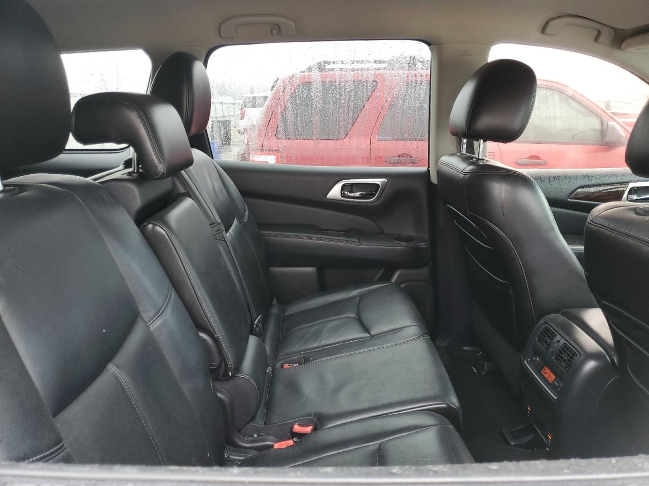 2013 Nissan Pathfinder - Image 12