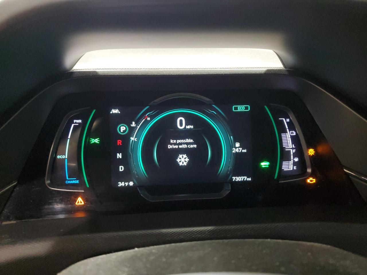 2022 Hyundai IONIQ - Image 9