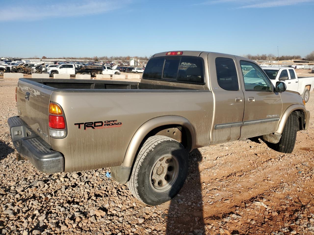 2004 Toyota Tundra - Image 3