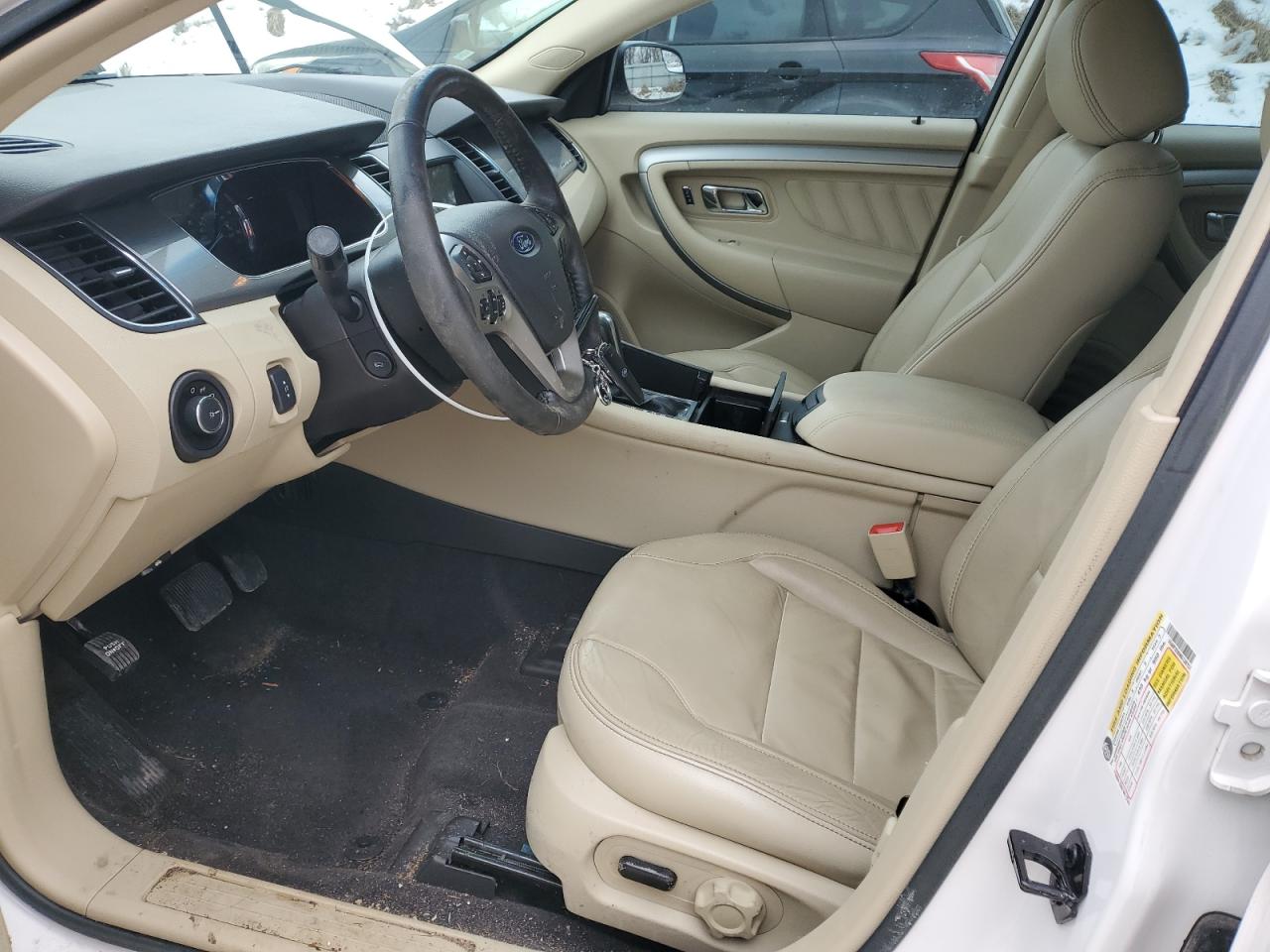 2017 Ford Taurus - Image 7