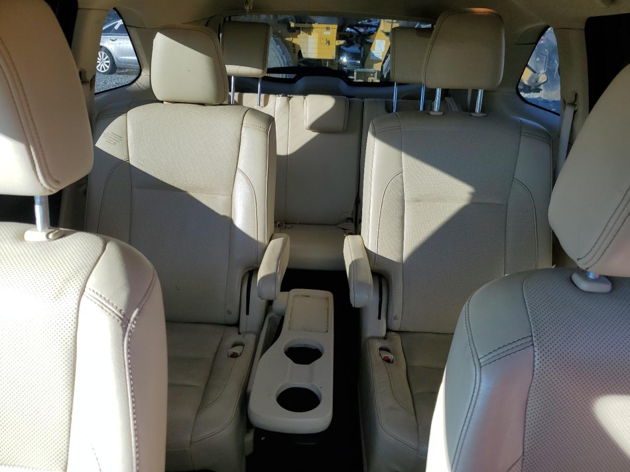 2016 Toyota Highlander - Image 10