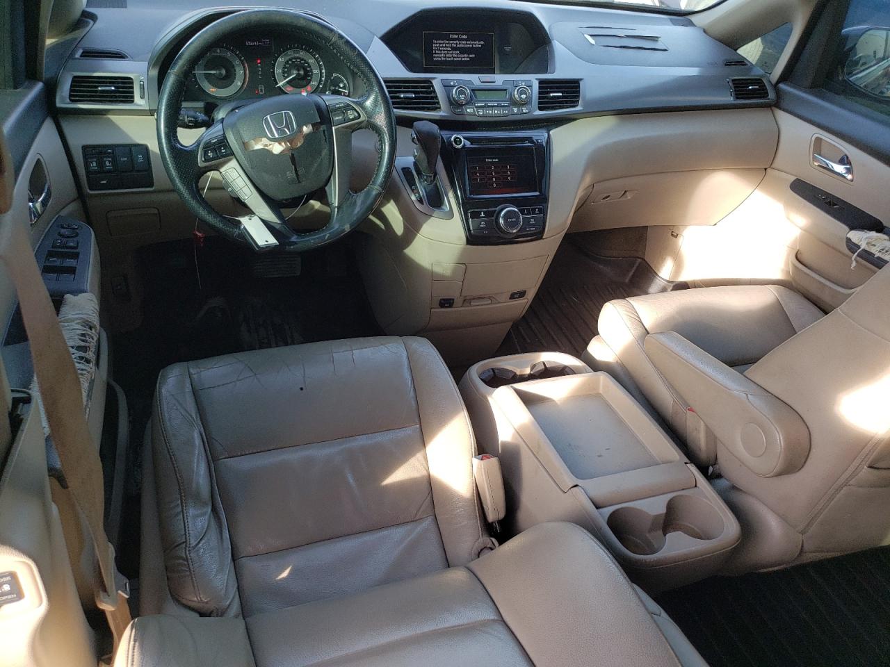 2016 Honda Odyssey - Image 8