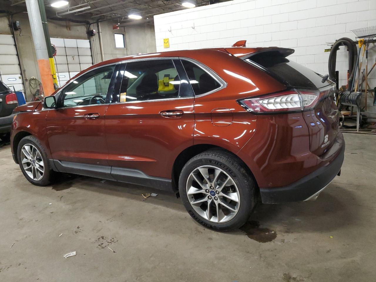 2016 Ford Edge - Image 2