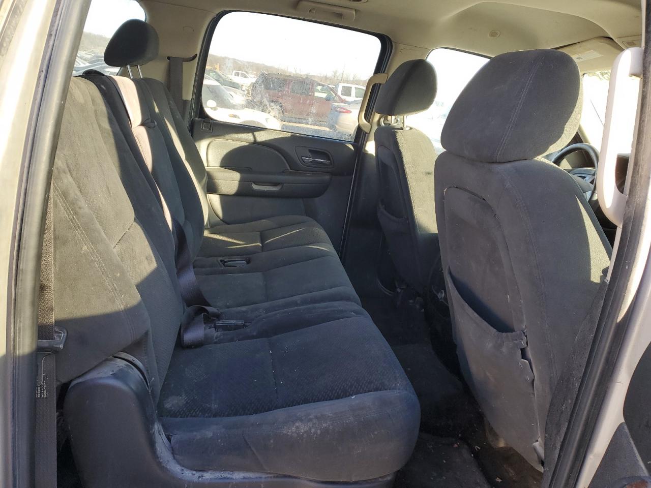 2007 GMC Yukon - Image 11