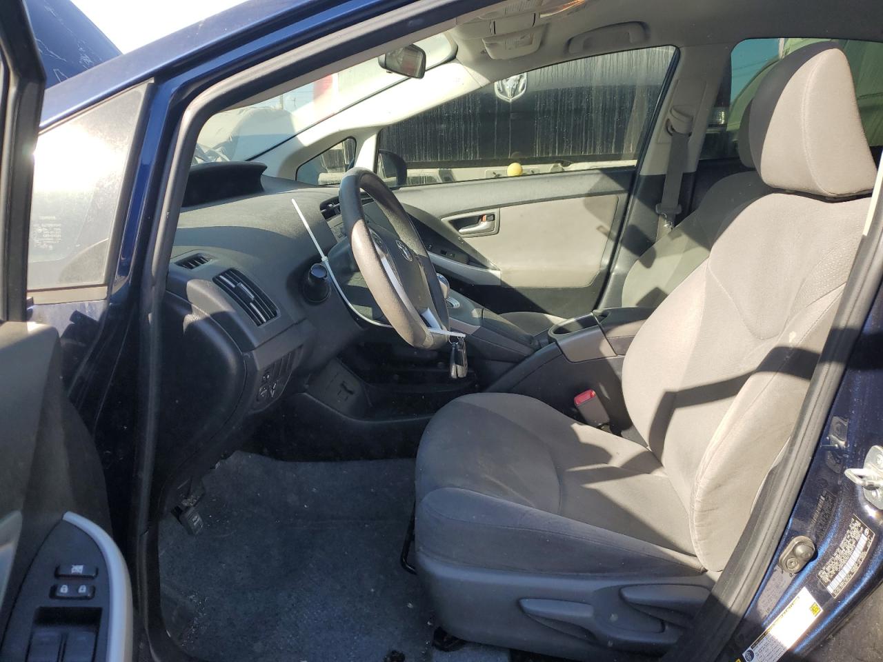 2013 Toyota Prius - Image 7