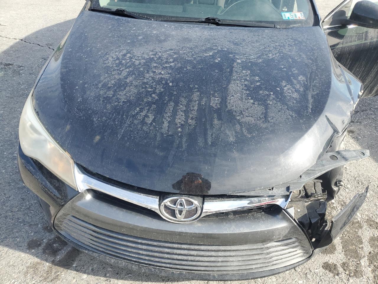2017 Toyota Camry - Image 11