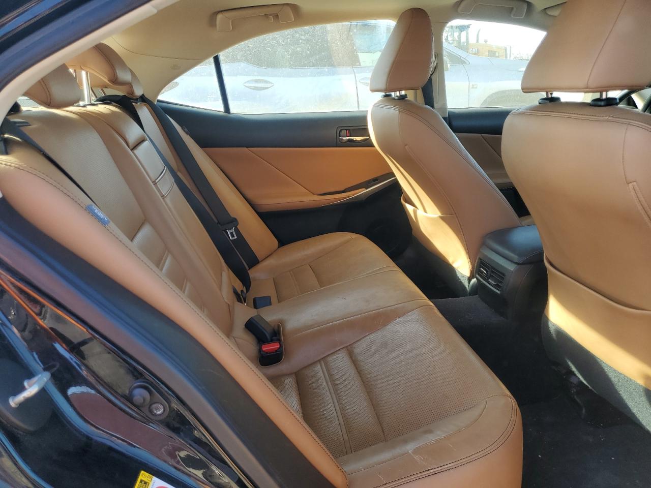 2014 Lexus IS - Image 10