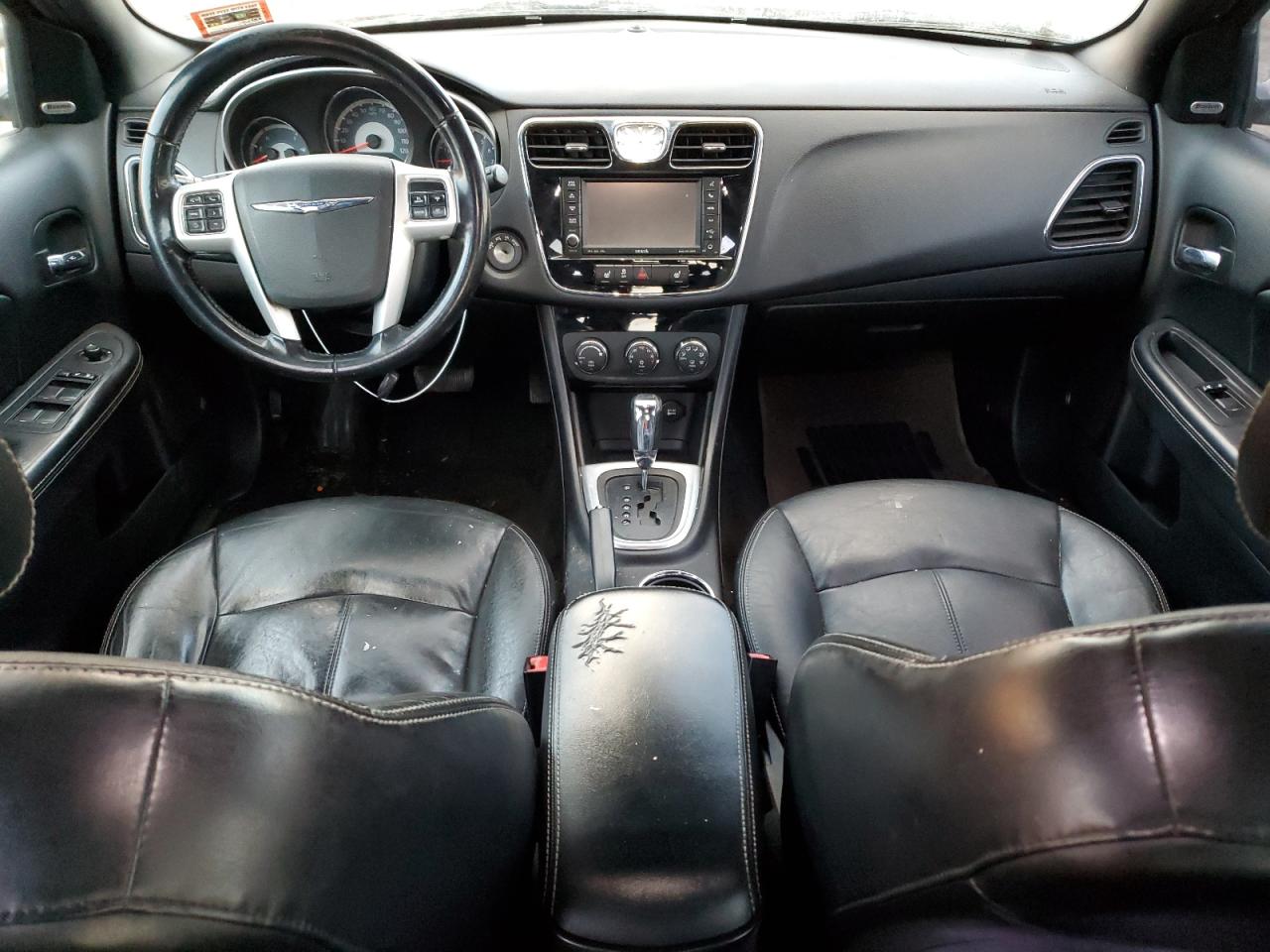2011 Chrysler 200 - Image 8