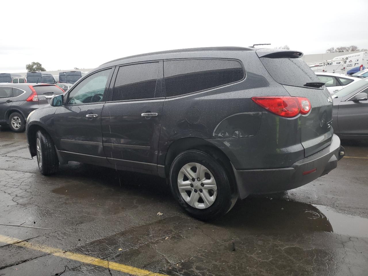 2011 Chevrolet Traverse - Image 2