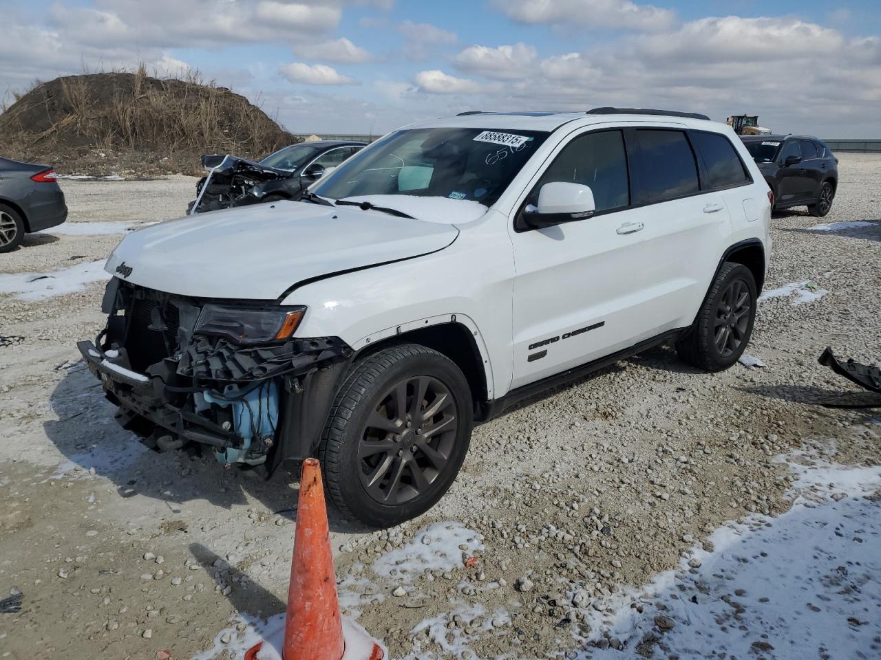 2016 Jeep Grand Cherokee - Image 1