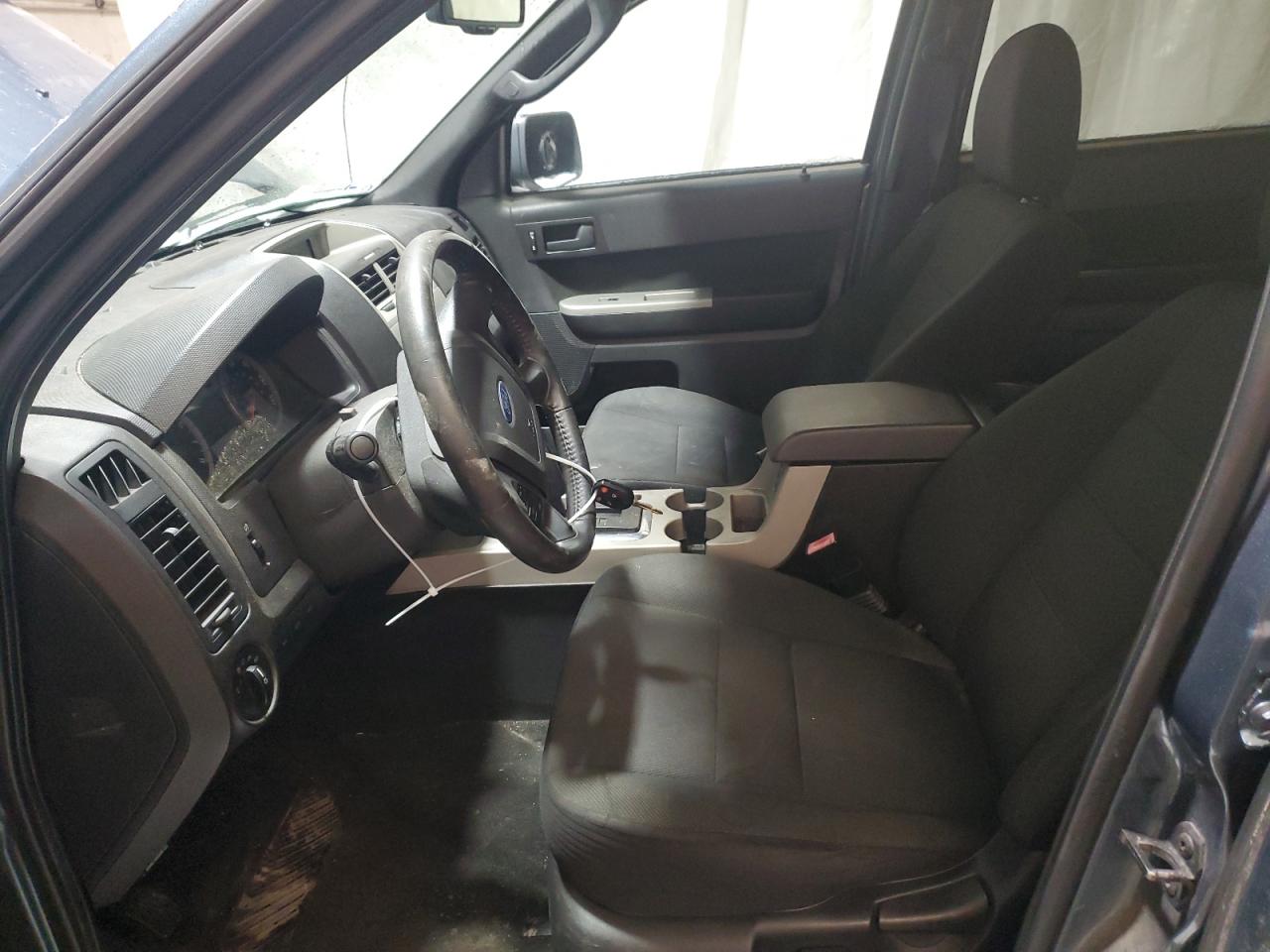 2010 Ford Escape - Image 7