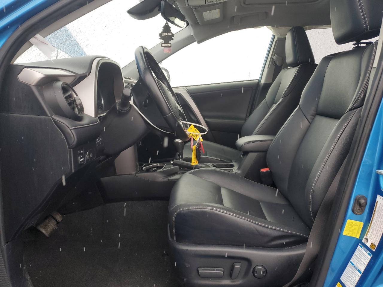 2018 Toyota RAV 4 - Image 7